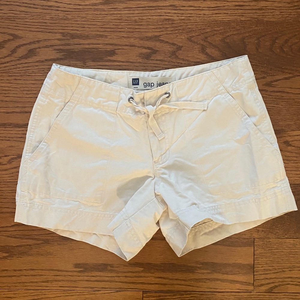 Vintage GAP Sand Khaki Cargo Shorts